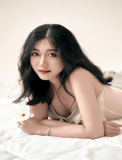 欧美日韩高清一区_床电影_啪的组词是