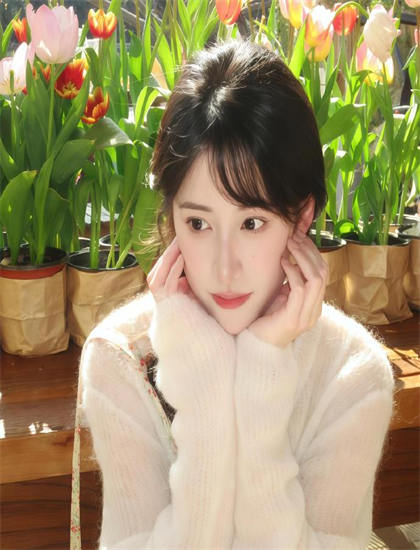 成人无码A区在线观看视频不卡_潦草电影网_女人赤裸裸丝不挂